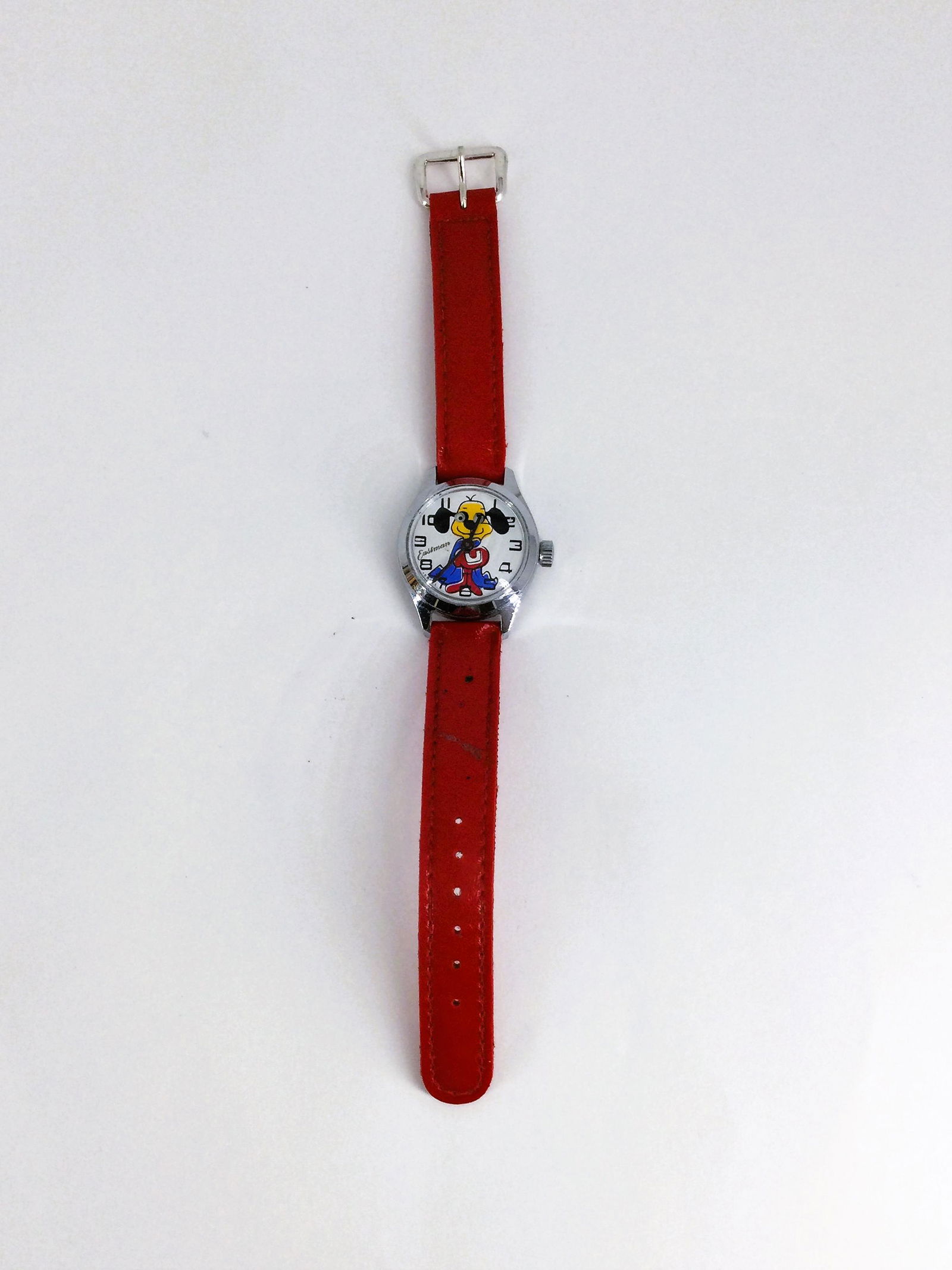 Vintage Rare Eastman Underdog Watch with Moving Eyes: Vintage Rare Eastman Underdog Watch with Moving Eyes made in Israel. 1 inch face,7 inches long. Approx. weight 0.7 oz. IMPORTANT: IN House Shipping.