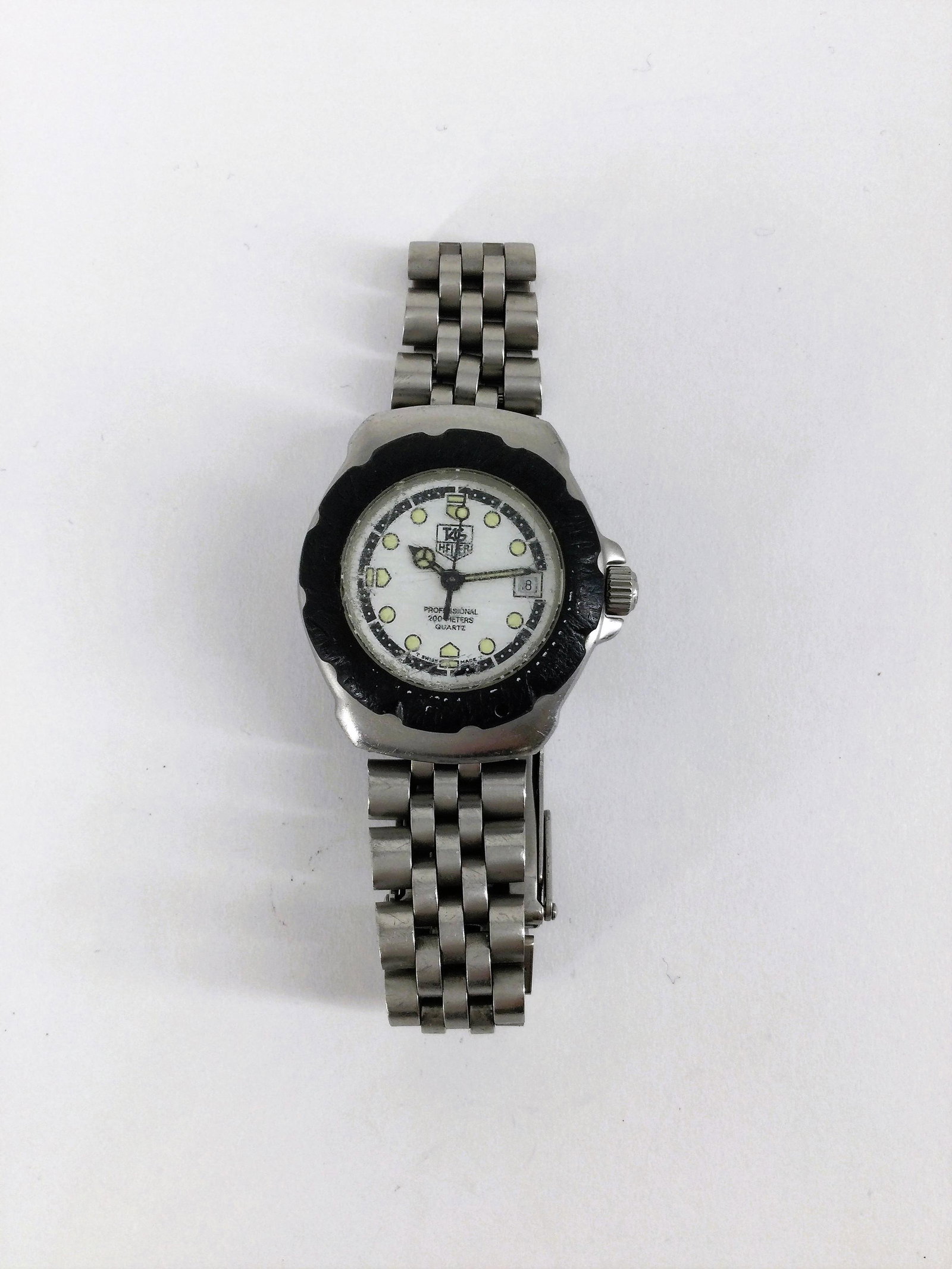 TAG Heuer Professional F1 Women's Watch - WA1418: TAG Heuer Professional F1 Women's Watch - WA1418. Approx. 1 1/8 face, 7.75 inch. Approx. weight 1.8 oz. IMPORTANT: In House Shipping.