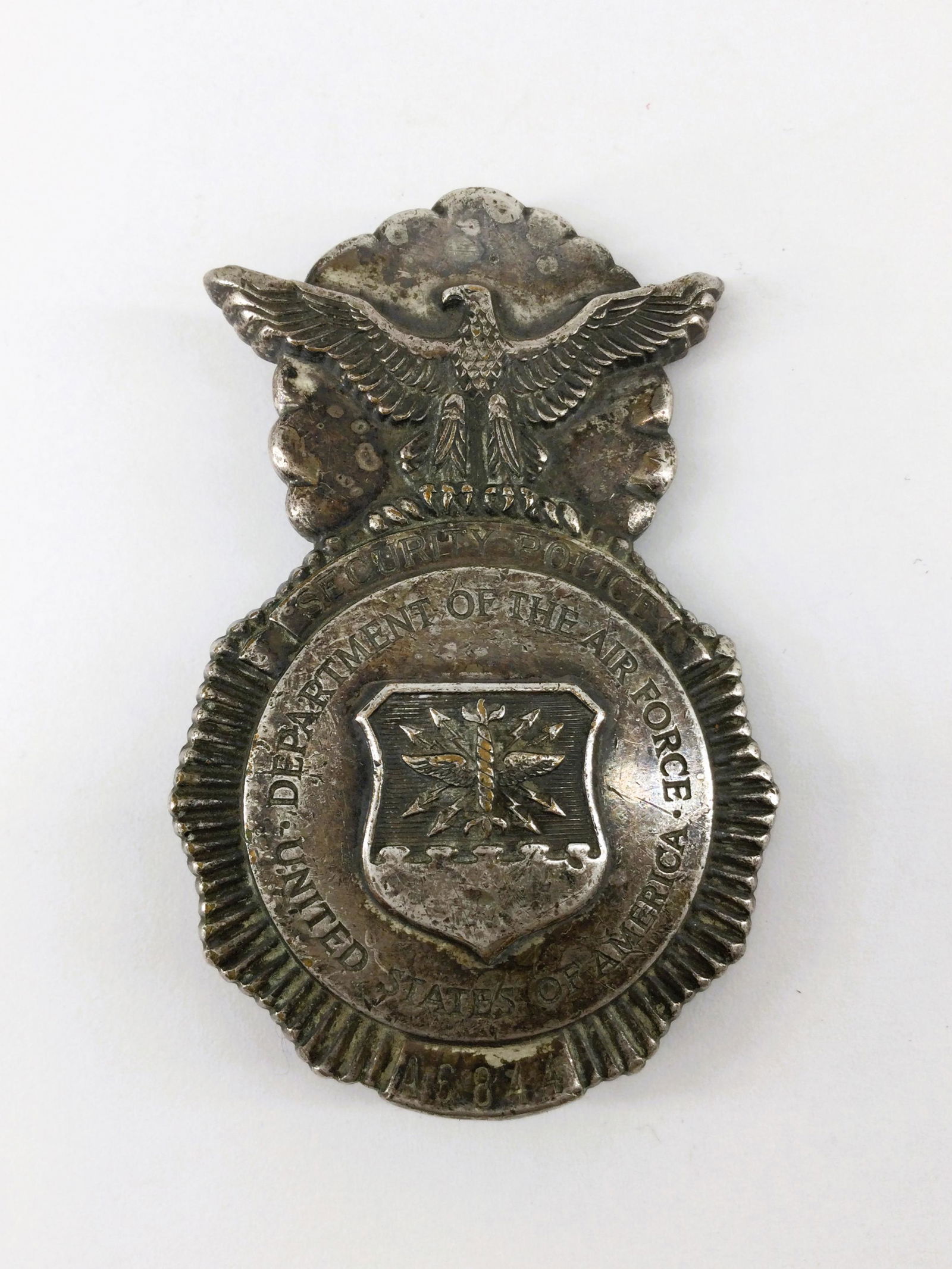 Vintage USA Air Force Security Police Badge (1 of 3)