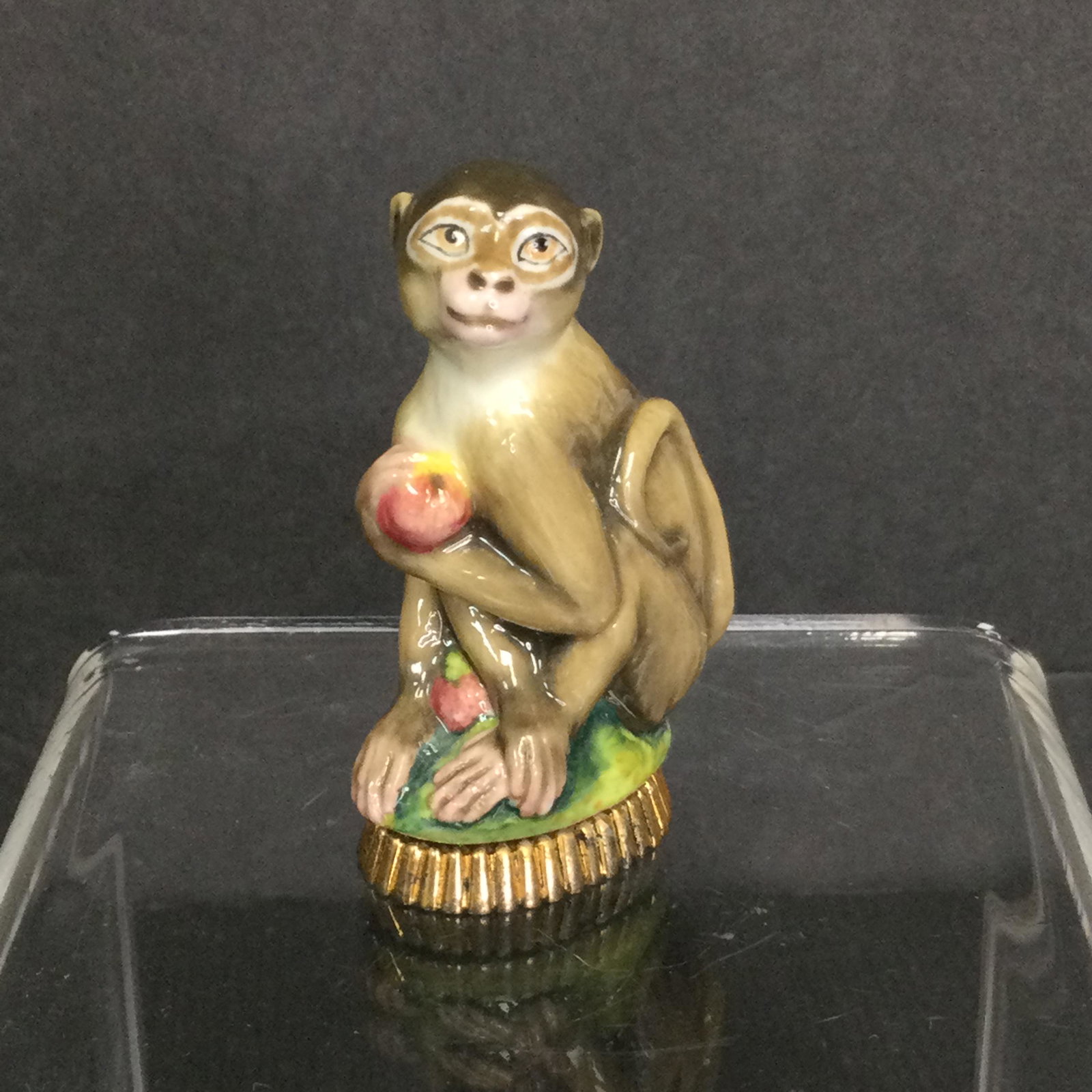 Halcyon Days Enamel Sitting Monkey Figural Stamper 925 Rim: Halcyon Days Enamel Sitting Monkey Figural Stamper. Approx. size 2 inches tall x 1 wide x 0.75 deep. approx. weight 0.6 oz. IMPORTANT: In House Shipping.