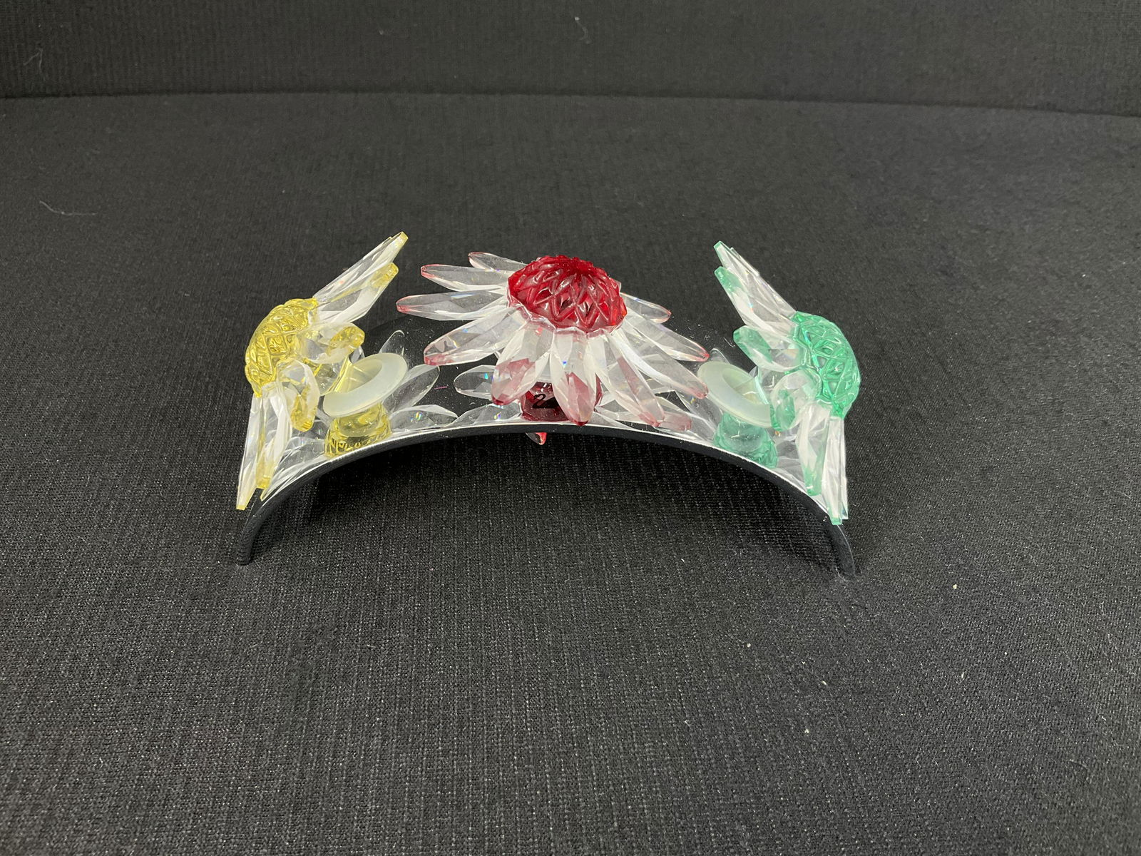 3 Swarovski Crystal Marguerites and Stand (1 of 5)