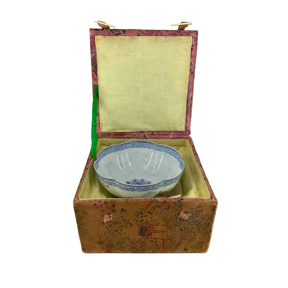 Handmade Egg-Shell Porcelain Bowl (China) (1 of 8)