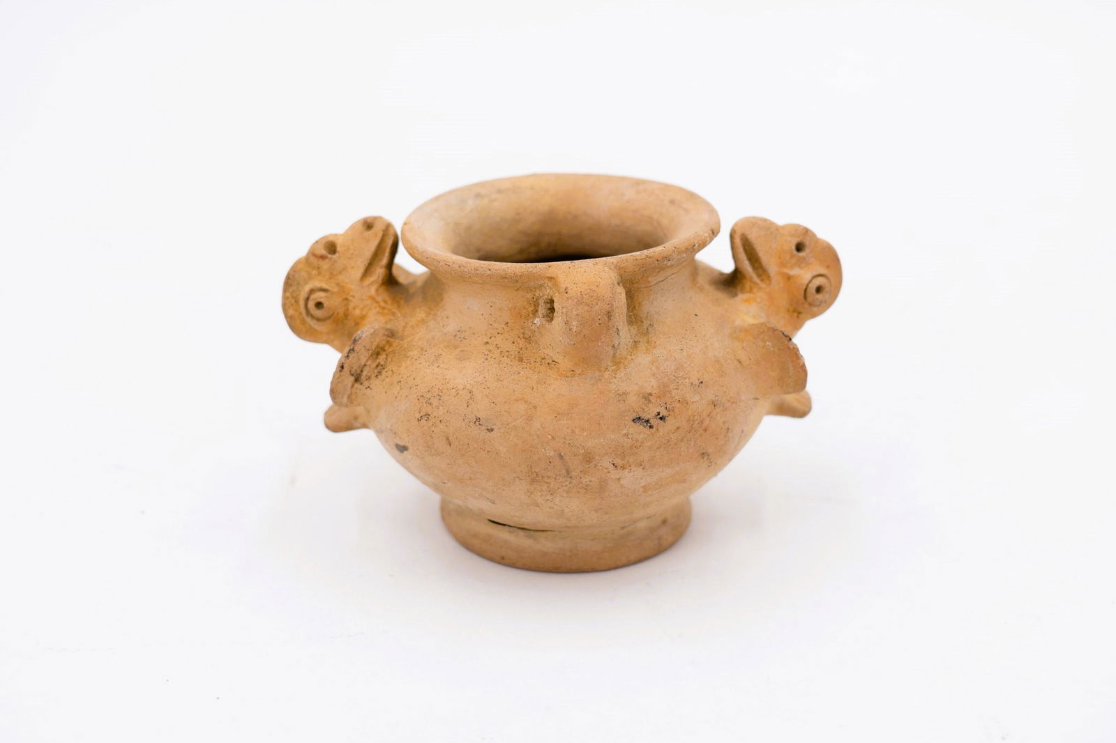 Pre-Columbian Clay Pot (1 of 5)
