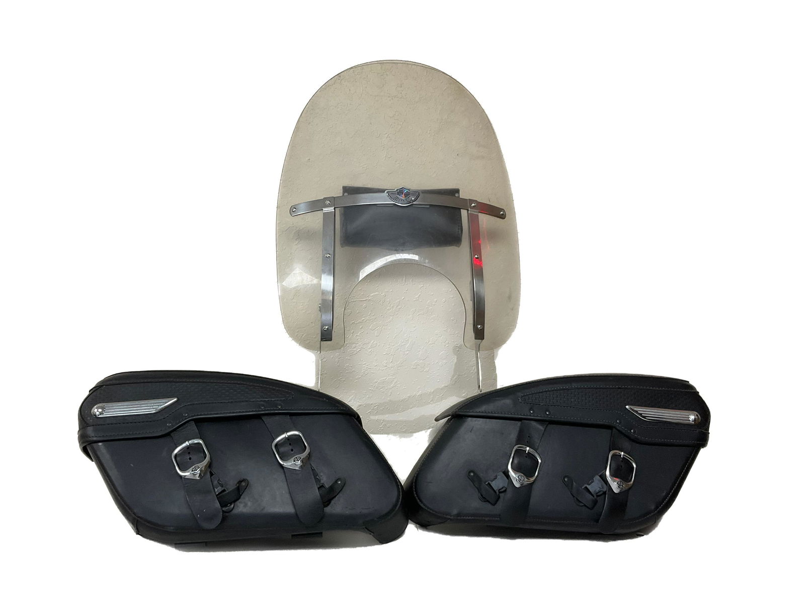 Harley-Davidson King Size Windshield and Two Detachable Saddlebags (1 of 8)