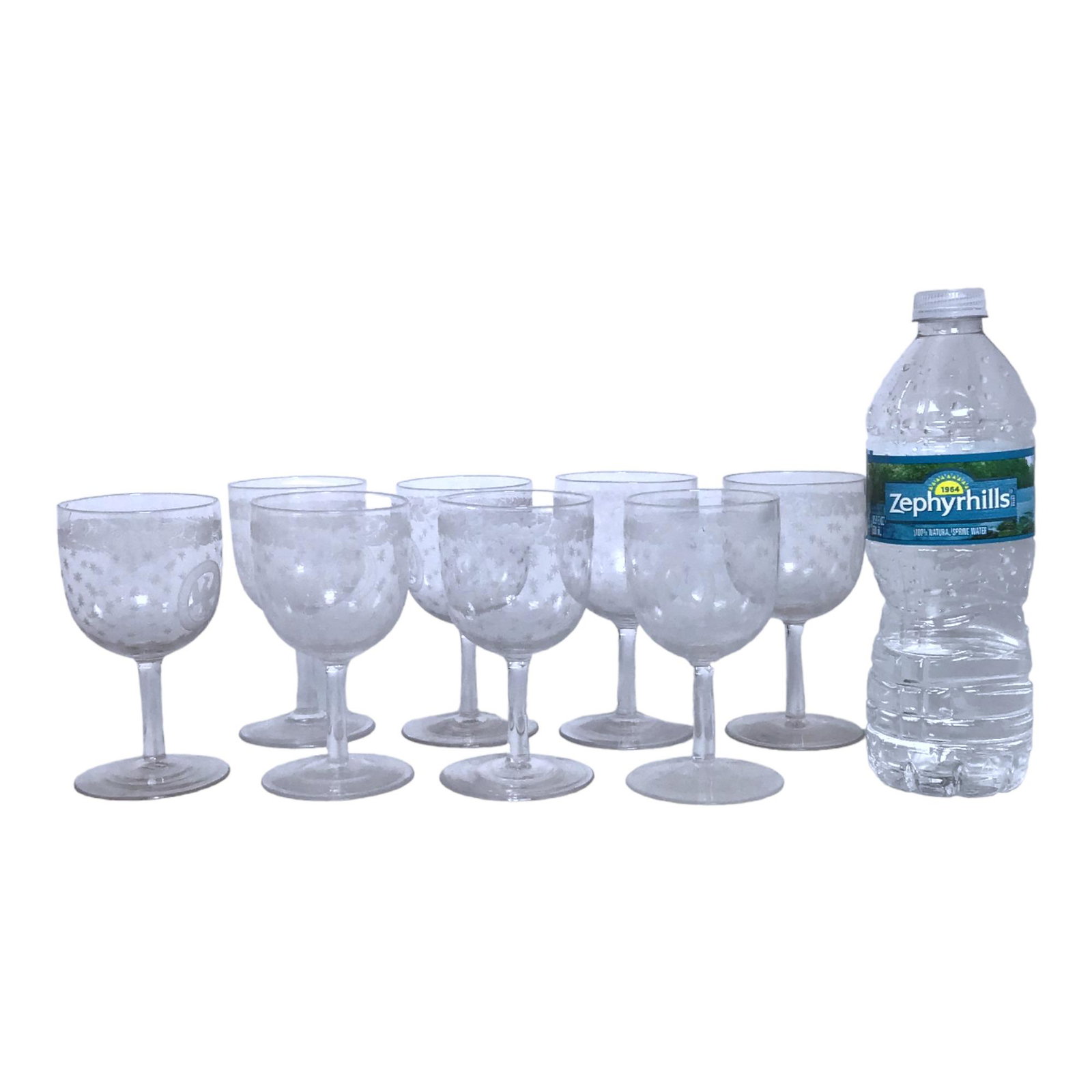 Antique Lot of 8 Etched Irish Munro Clan Seal Crystal Goblets - Dread God: Lof of 8 Etched Dread God Seal Crystal Goblets. IMPORTANT: NO In-House Shipping, Please read our shipping terms for provider.