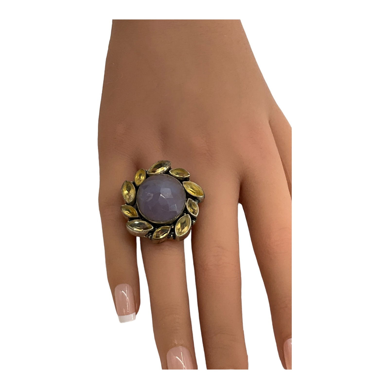 925 Flower Shaped Cocktail Ring Size 8.5 (1 of 3)