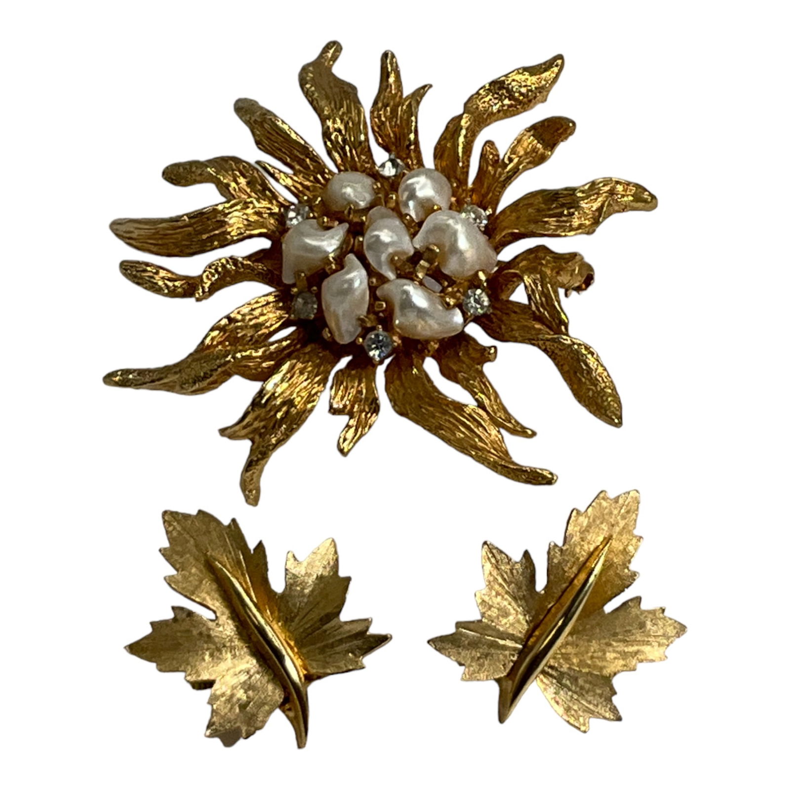 Vintage Boucher Brooch and Earrings (1 of 5)