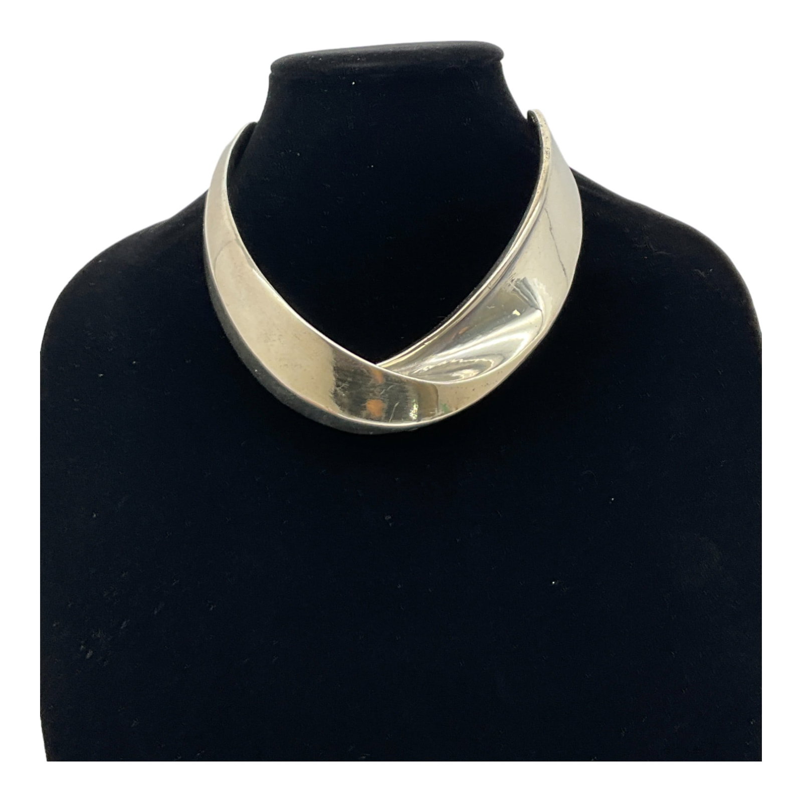 Vintage N. S Bar-ON 925 Statement Choker Necklace: Signed as N.S Bar-On Statement 925 Twisted Center Choker Necklace.