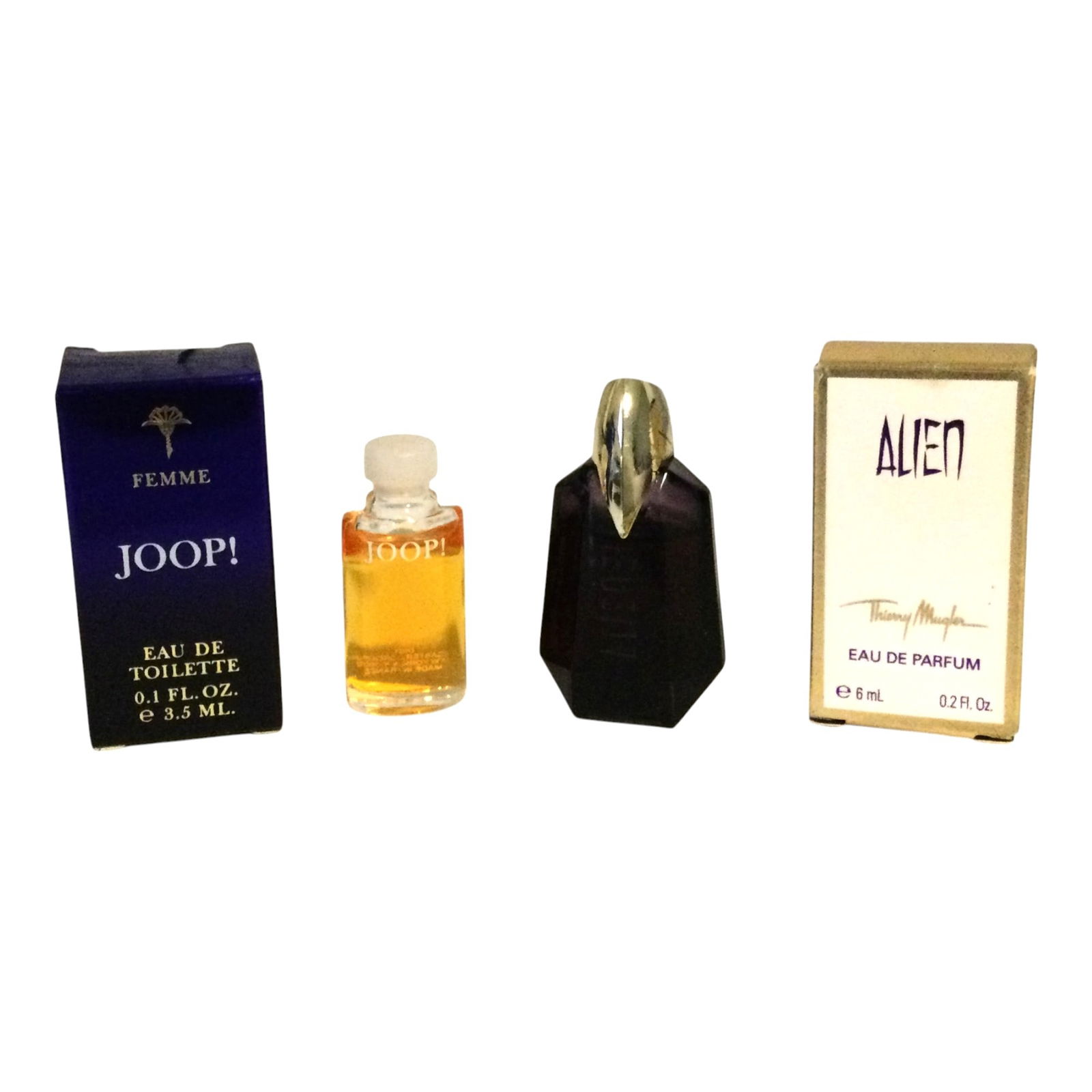 Lot of 2 Boxed Mini Fragrances (1 of 2)