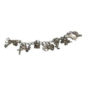 Vintage Sterling Silver 13 Charm Bracelet