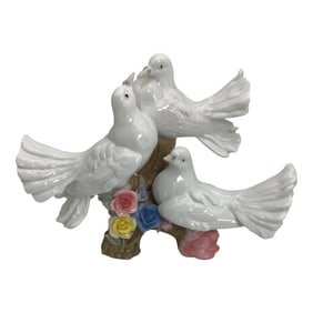 Sorelle's 'Trio of Love Birds' Porcelain Figurine