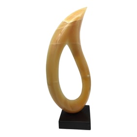 Onyx Sculpture in the Manner of Leonardo Neirman Sculpture