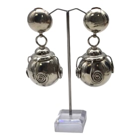 Vintage Oversized Silver Runway Clip-on Earrings