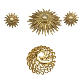 Vintage Crown Trifari Gold Jewelry 3 Piece Lot