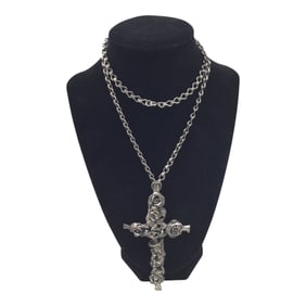 Vintage Scarce Crown Trifari Cross with Roses Pendant w/Necklace