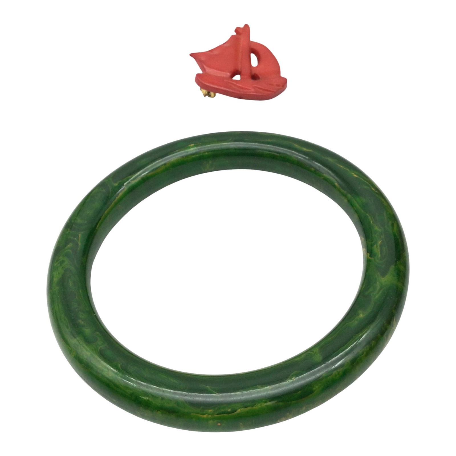Vintage Bakelite Bracelet and Pin (1 of 5)