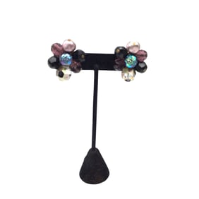 Pair Hattie Carnegie Clip-on Earrings