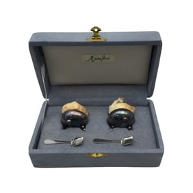 Windsor Plaque Chile Silver Plate Salt Cellar Set