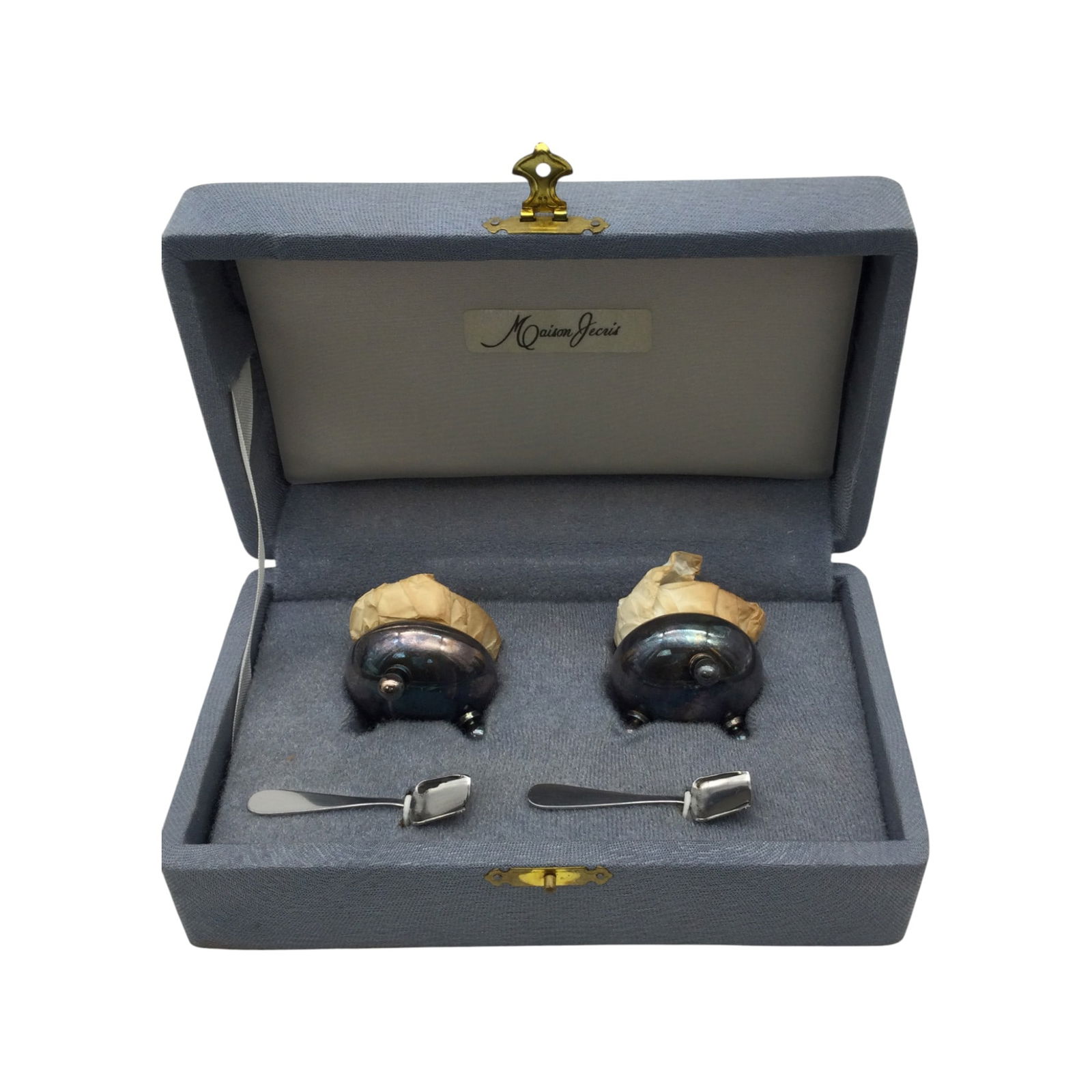 Windsor Plaque Chile Silver Plate Salt Cellar Set: Windsor Plaque Chile Silver Plate Salt Cellar Set. Approx. 3 inches tall x 7.75 wide x 4.75 deep.