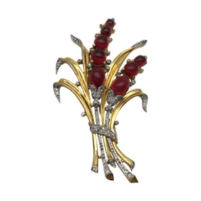 Vintage Crown Trifari Alfred Philippe Fur Brooch