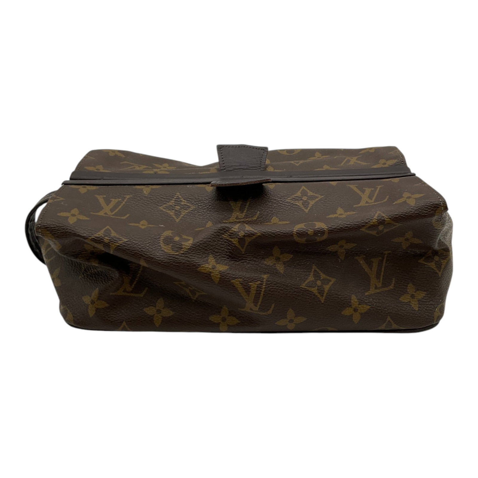 Louis Vuitton Saks Dopp Kit (1 of 5)