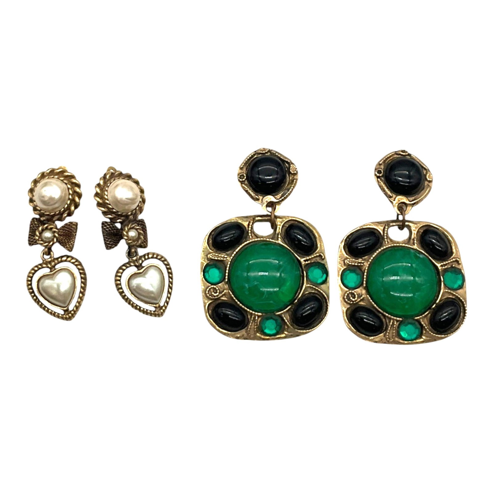 Pair Gold Tone Clip-on Earrings: Gold Tone rope style around Faux Pearl Drop clip-on Earrings. Approx. 2.5 inches tall x 1 wide. Gold tone clip-on dangle earrings with black cabochon, green rhinestone and green marbled large center c