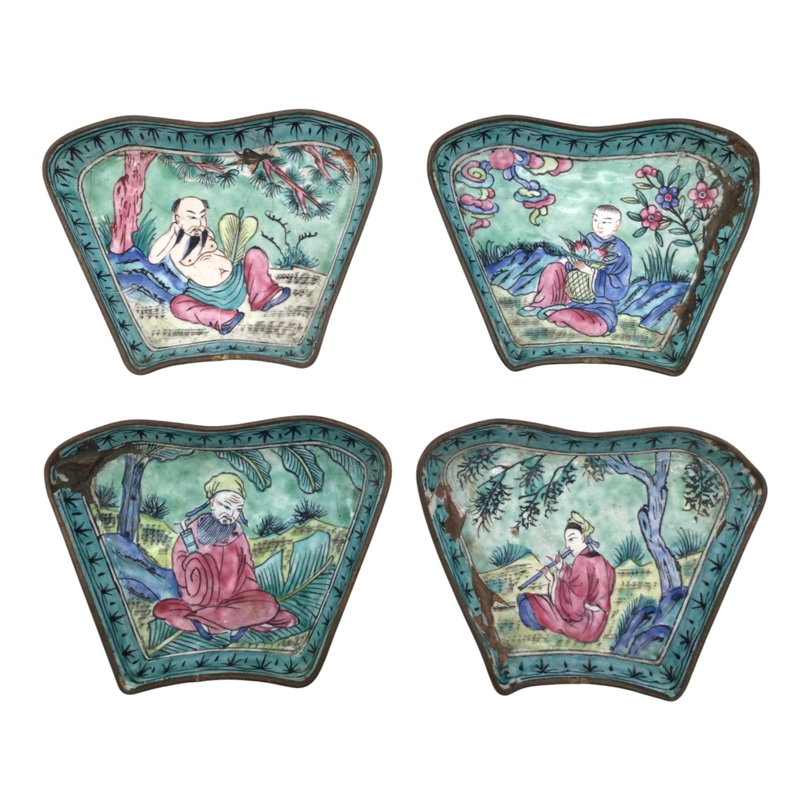 Lot of 4 Chinese Enamel Sweetmeat Dishes (1 of 6)