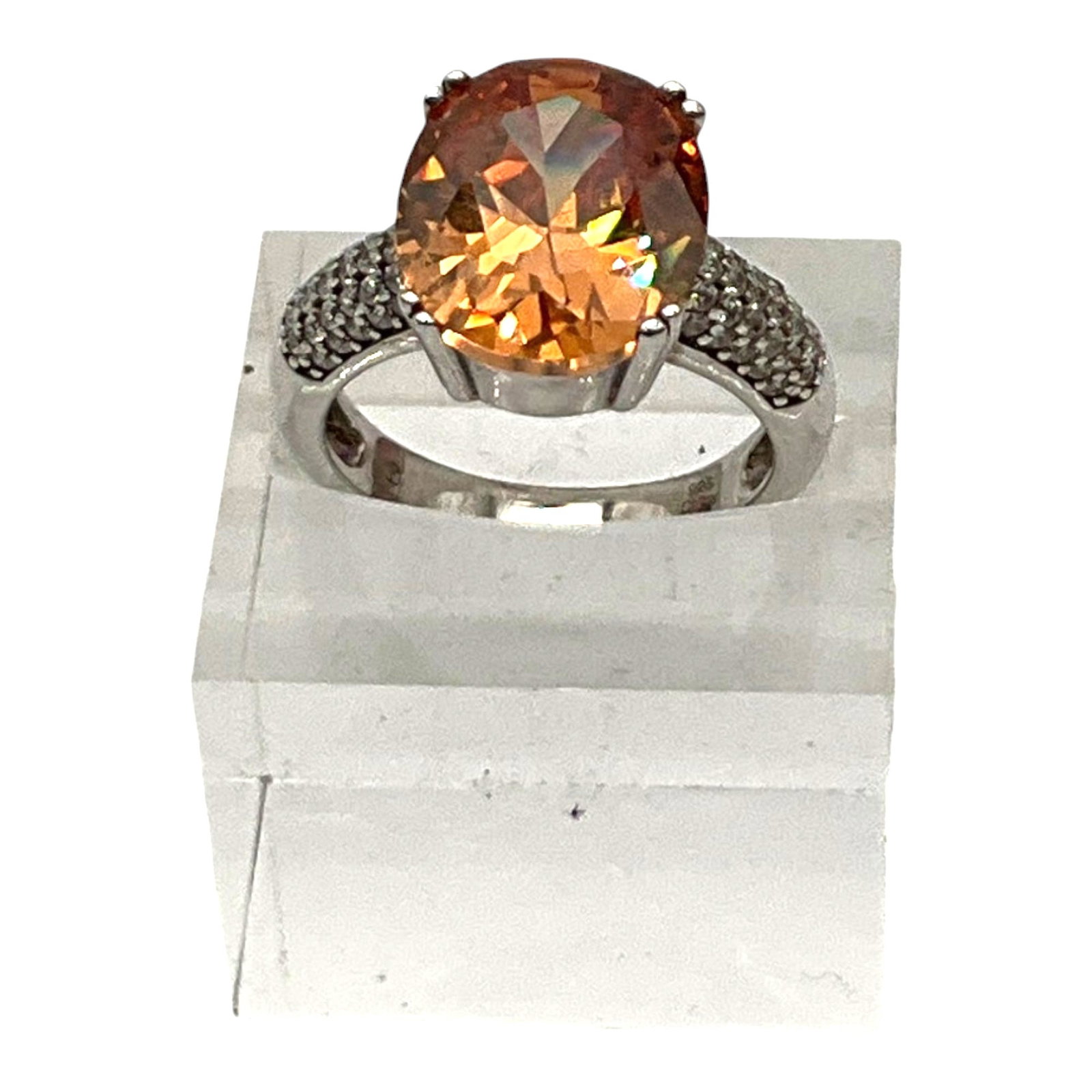 925 Designer Signed Y Ring: Marked China Y 925 Silver Ring with Peach Gemstone and CZ accents.Size 6, 1 inch tall x 7/8 wide x 0.5 deep.
