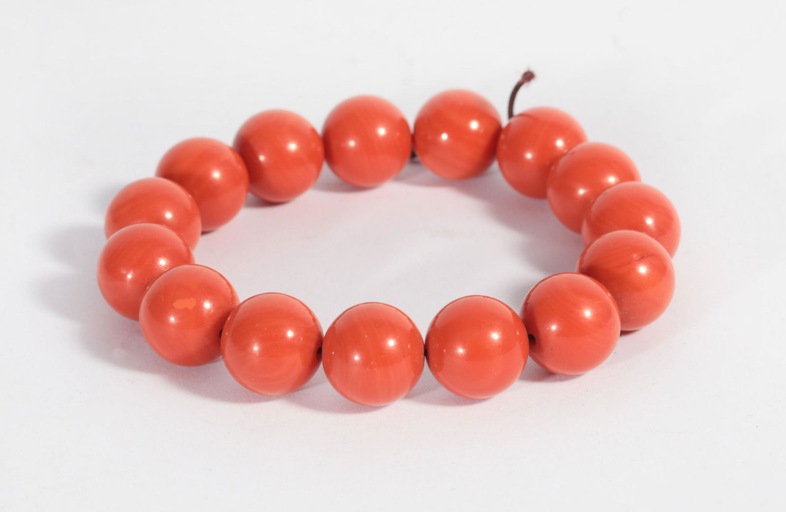 Red coral bracelet Qing Dynasty (1 of 5)