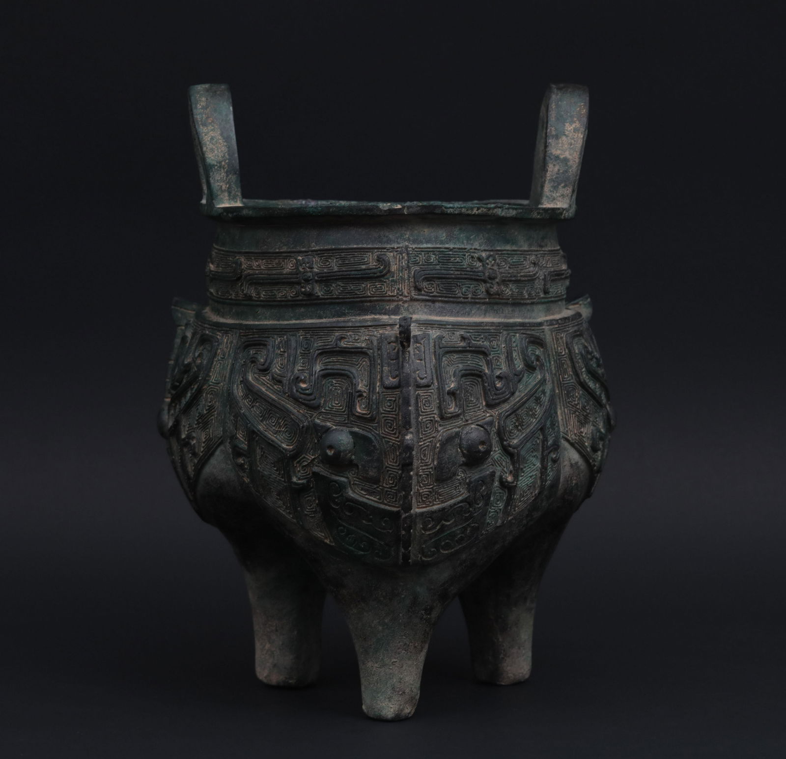 A Bronze Tripod Ding Warring State Period (1 of 11)