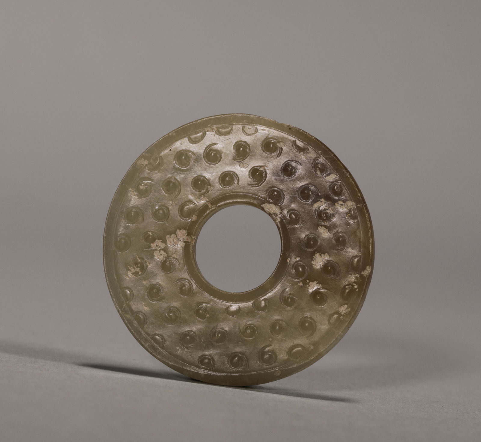 Han Dynasty grain jade ring (1 of 6)