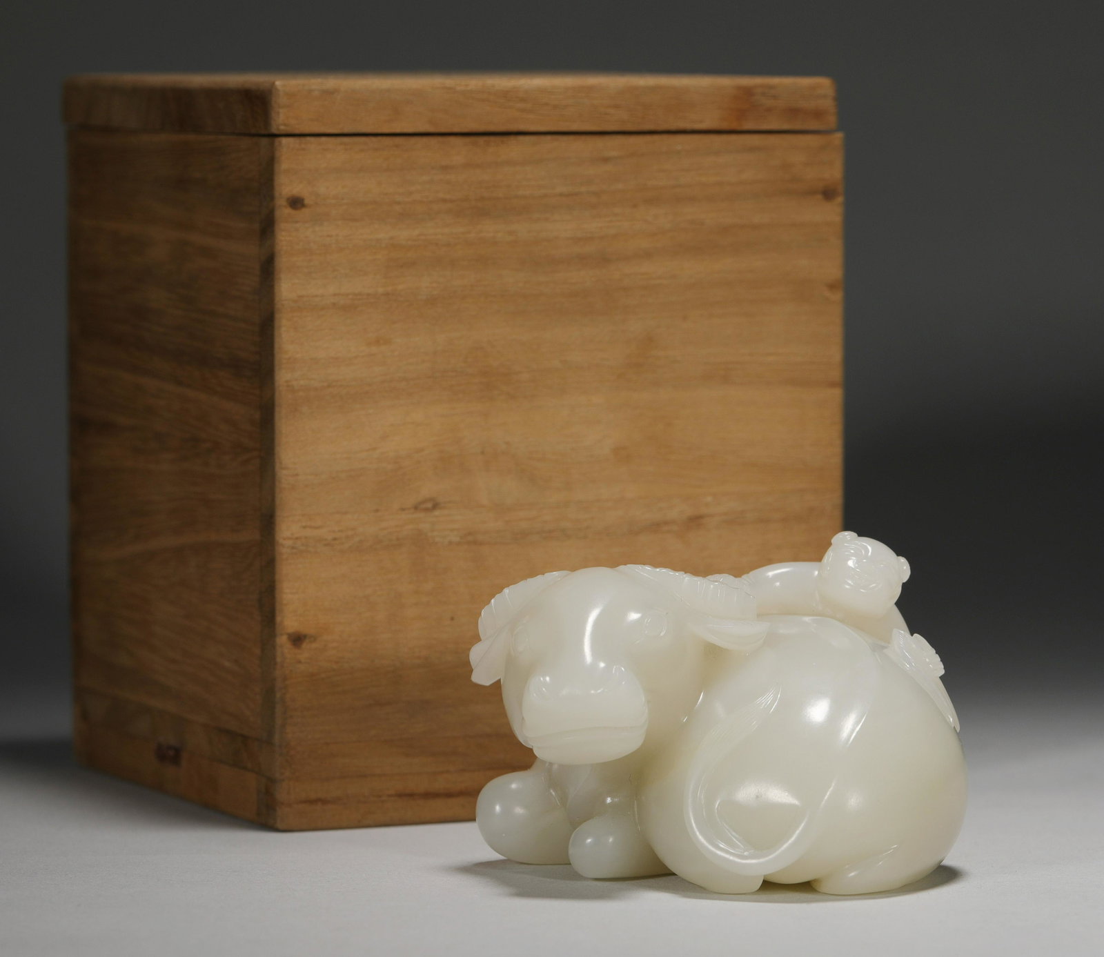 The Jade boy in Hetian played with an ox (1 of 8)