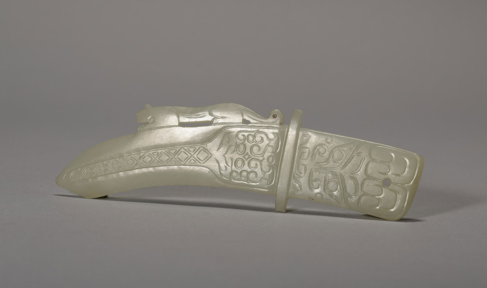 Shang Dynasty animal face pattern jade Ge (1 of 7)