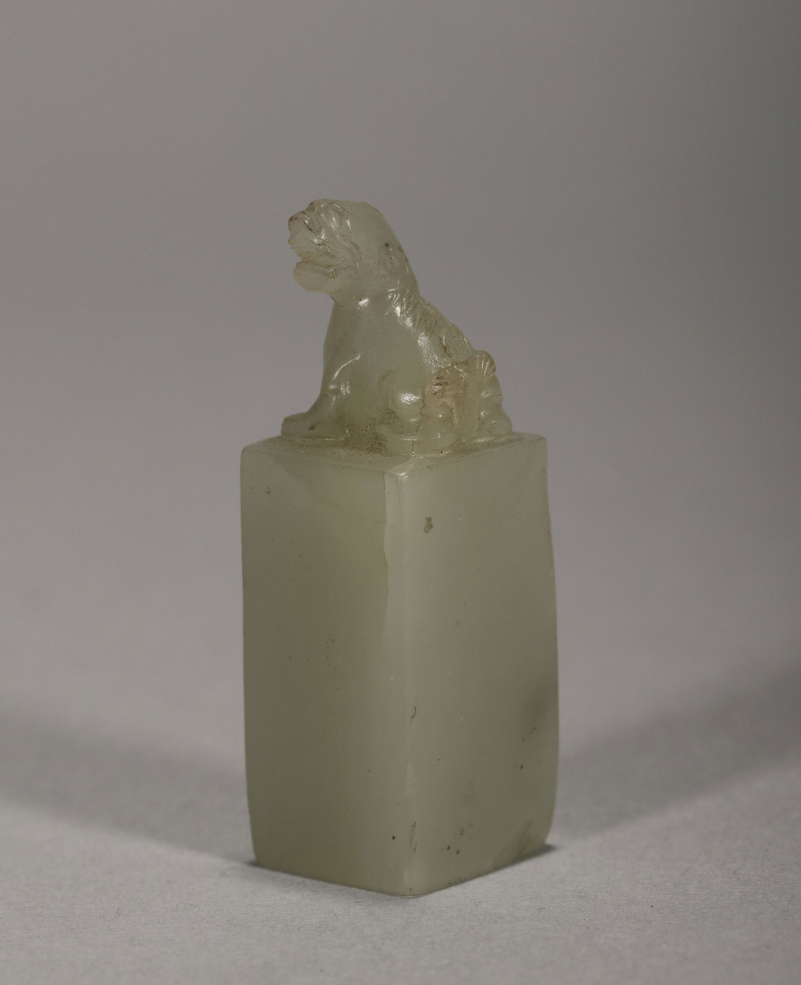 Hetian Jade Beast button idle seal of qing Dynasty (1 of 6)