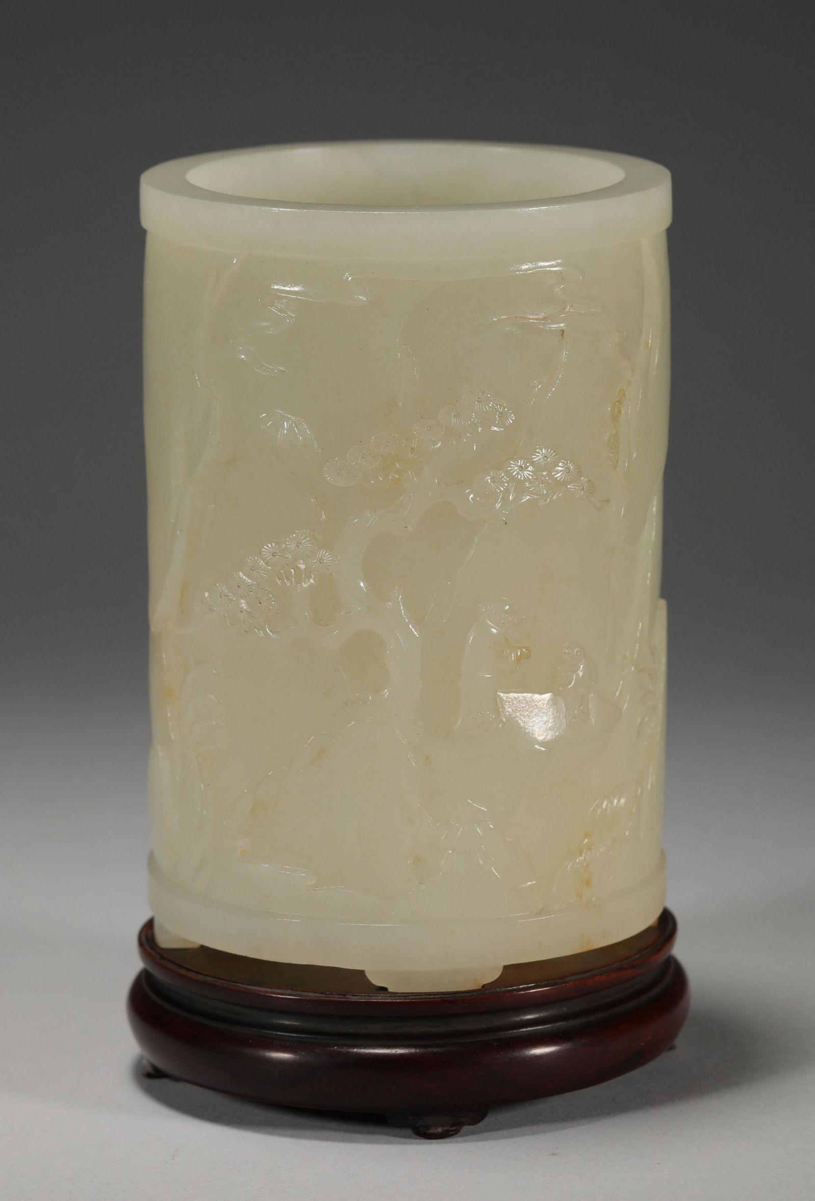 Hetian Jade visiting friends landscape pen holder in the Qing Dynasty (1 of 7)