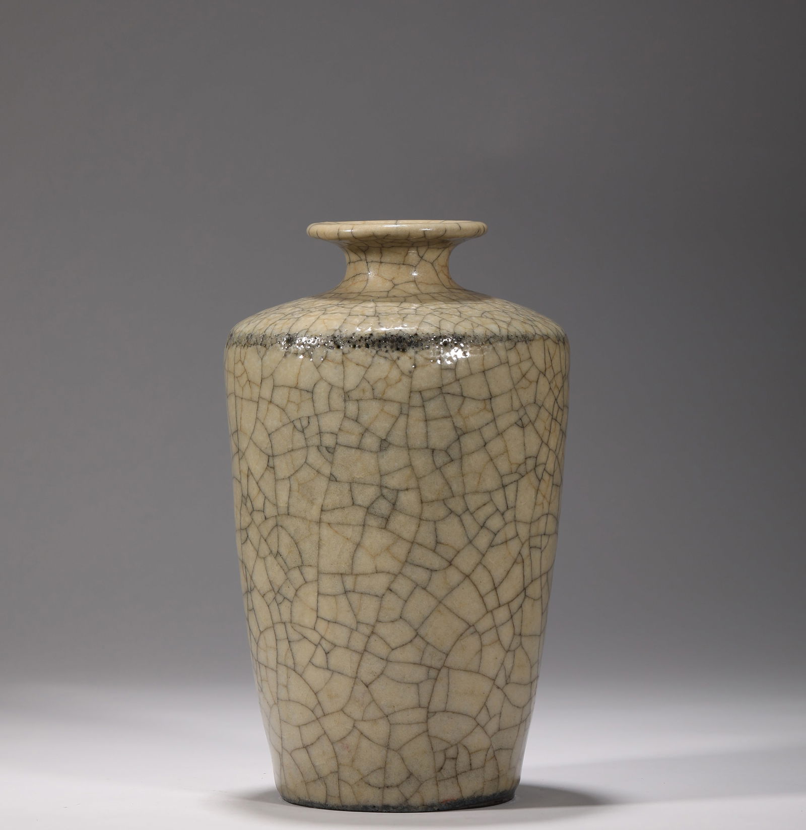 Ancient Chinese Ge kiln bottle (1 of 5)