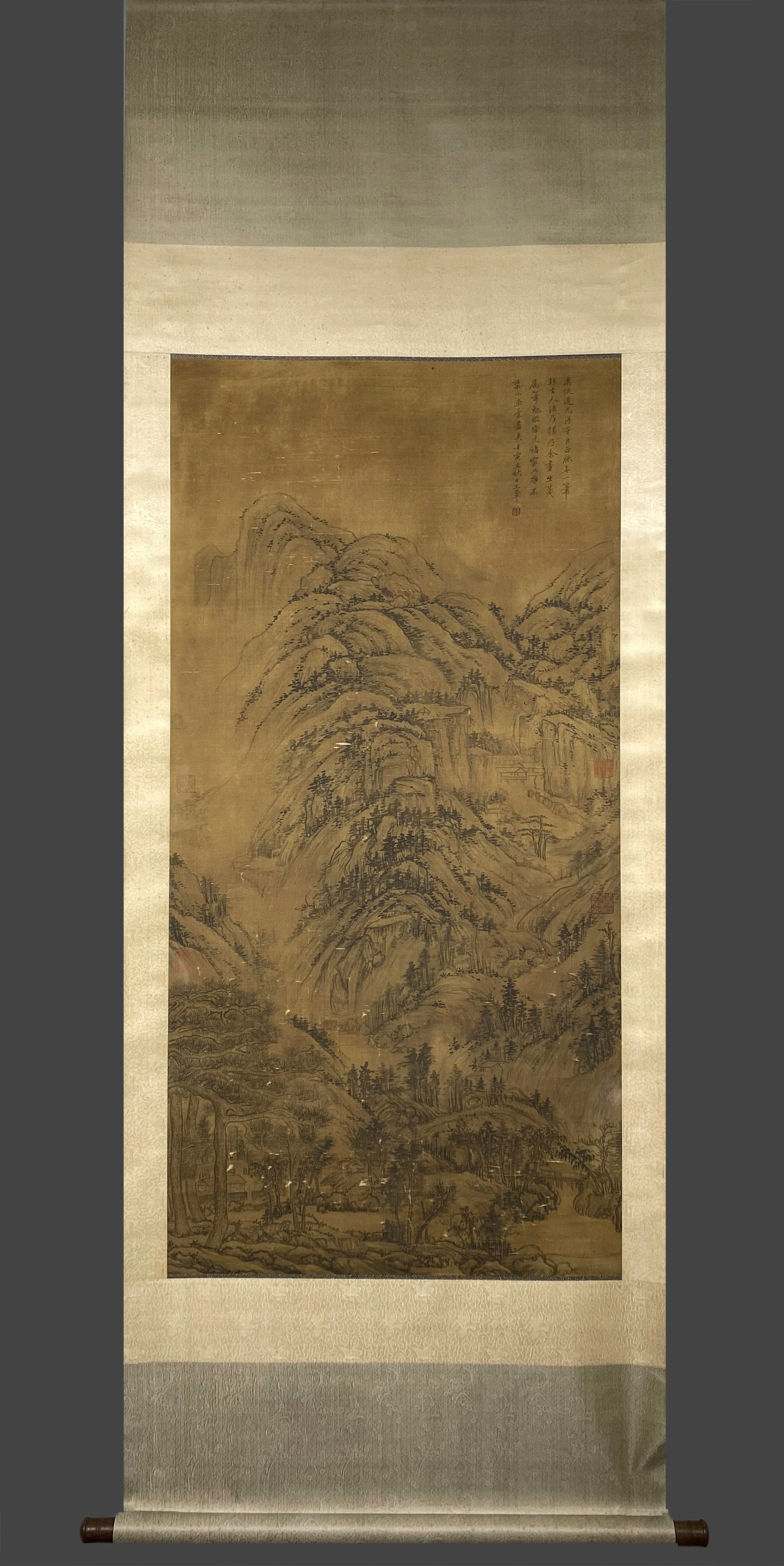 Wang Hui landscape map great central hall silk vertical axis: 131cmX65cm