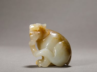 Han Dynasty Hetian jade bear