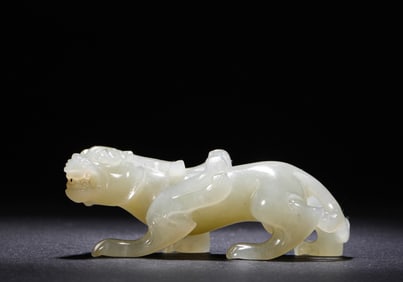 Jade beast of Hetian Dynasty