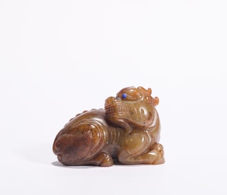 Hetian jade auspicious beast of Tang Dynasty