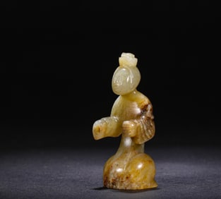 Before the Ming Dynasty Hetian jade noble