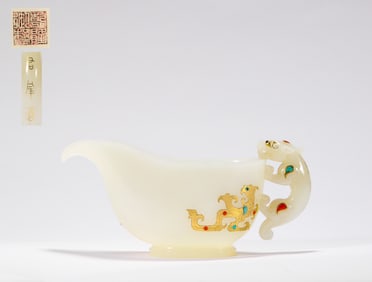 Qing Dynasty Qianlong Hetian jade wine cup