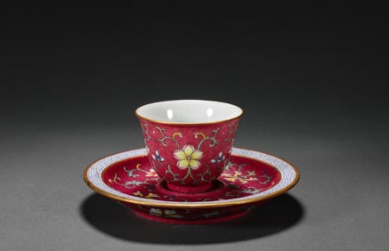 Qianlong enamel colored tea cup of Qing Dynasty