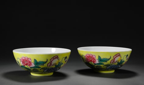 Yongzheng pastel bowl pair of Qing Dynasty