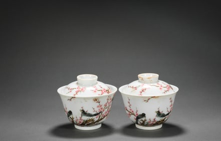 Pastel tea cups from the Qing Dynasty