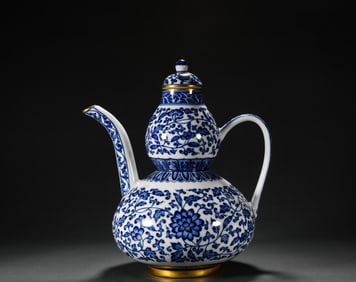 Qing Dynasty Yongzheng blue and white tribute pot