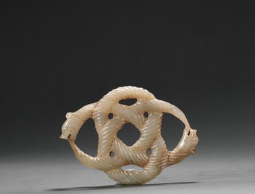 Han Dynasty Hotan jade dragon pattern