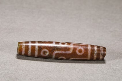 Tang Dynasty Cinnabar Nine Eyes Tianzhu