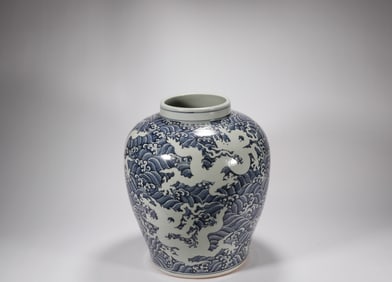 Ming Dynasty Blue and White Dragon Pattern Jar