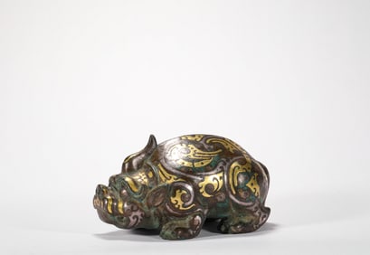 Spring and Autumn Period Copper Inlaid Gold and Silver Auspicious Beast